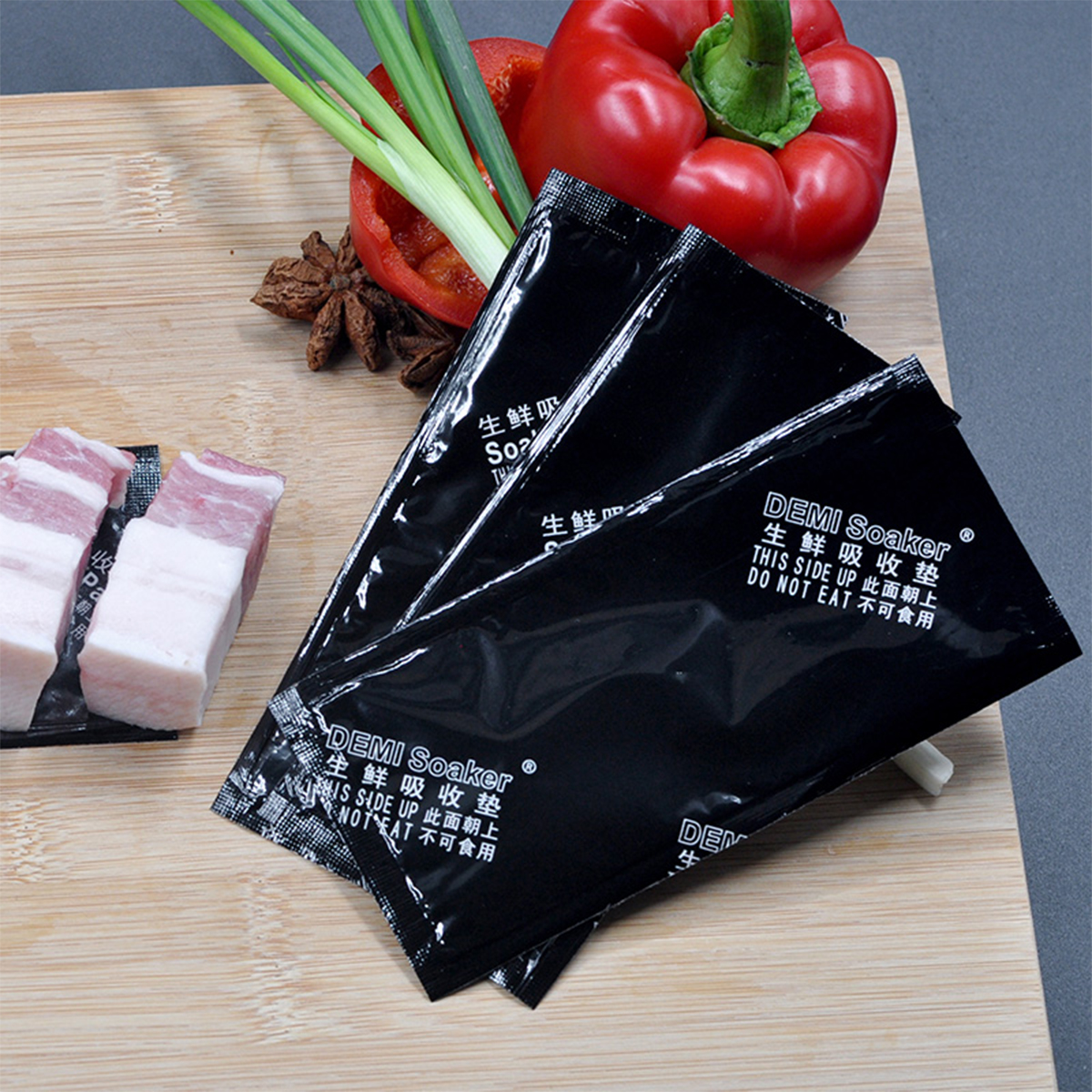 Universelle, saugfähige Einwegeinlage für Fleisch und Hühnchen 
